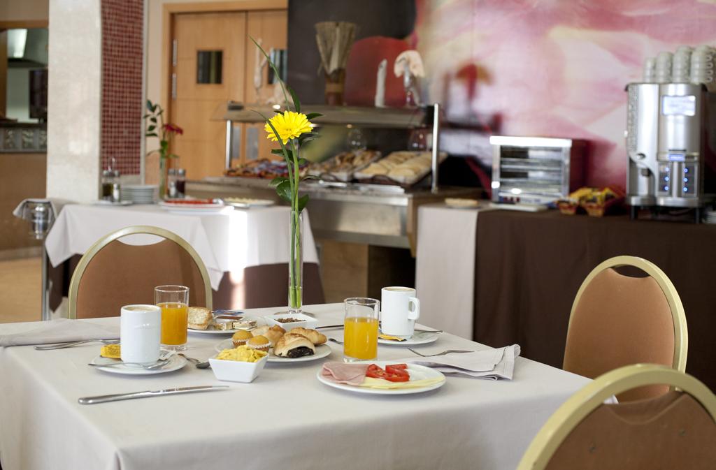 Hotel Tocina Business Albolote Εστιατόριο φωτογραφία