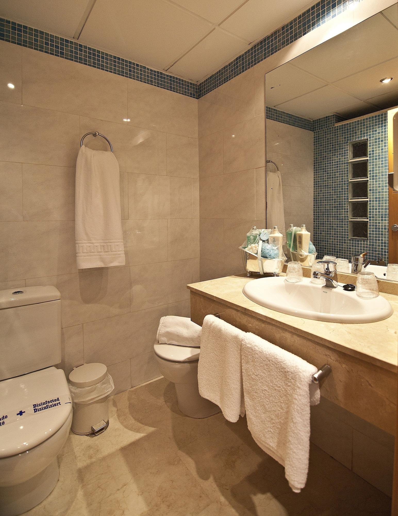 Hotel Tocina Business Albolote Εξωτερικό φωτογραφία