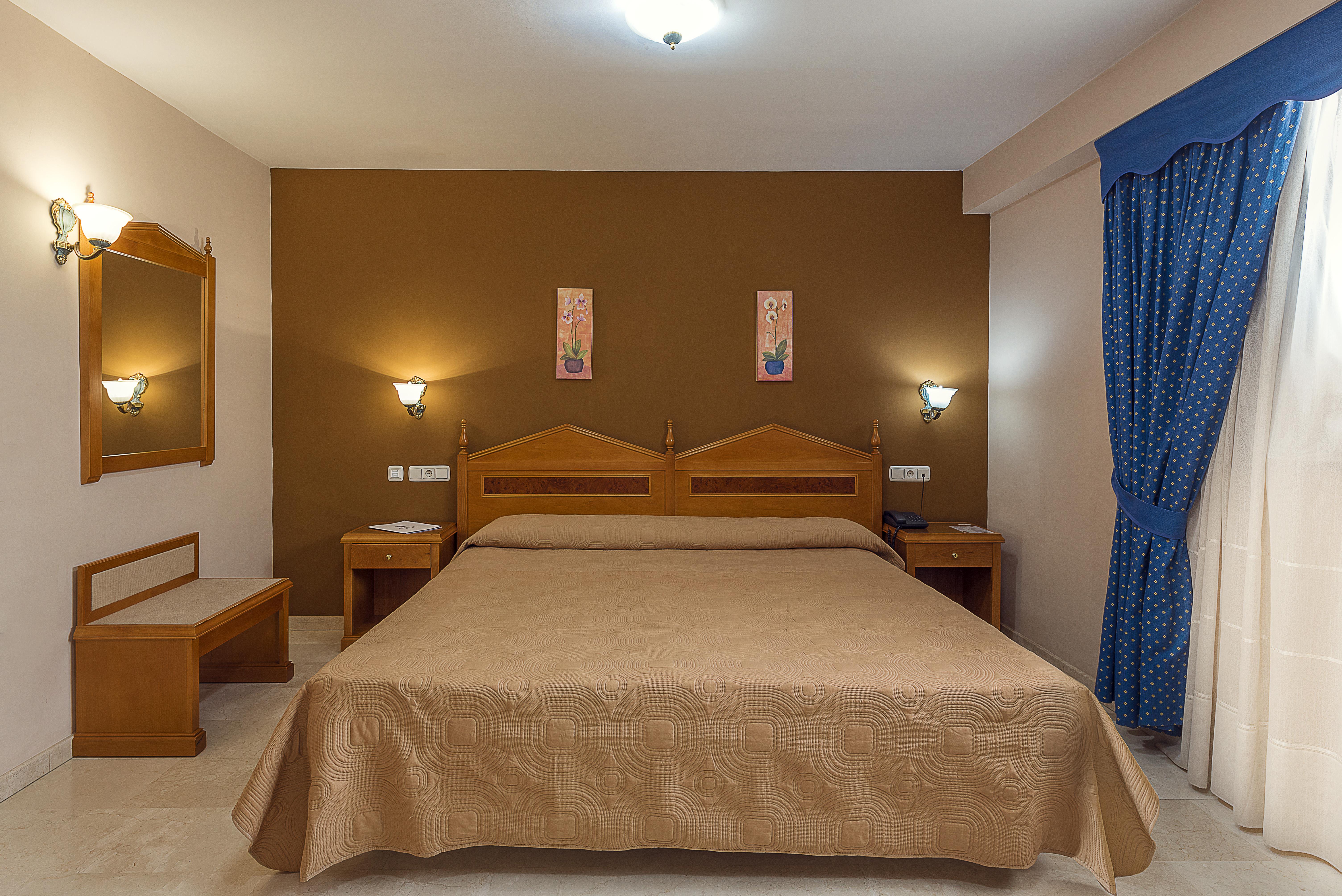 Hotel Tocina Business Albolote Εξωτερικό φωτογραφία