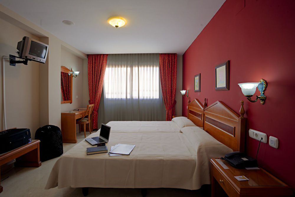 Hotel Tocina Business Albolote Δωμάτιο φωτογραφία