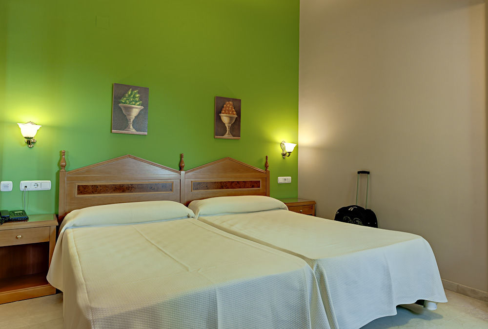Hotel Tocina Business Albolote Εξωτερικό φωτογραφία